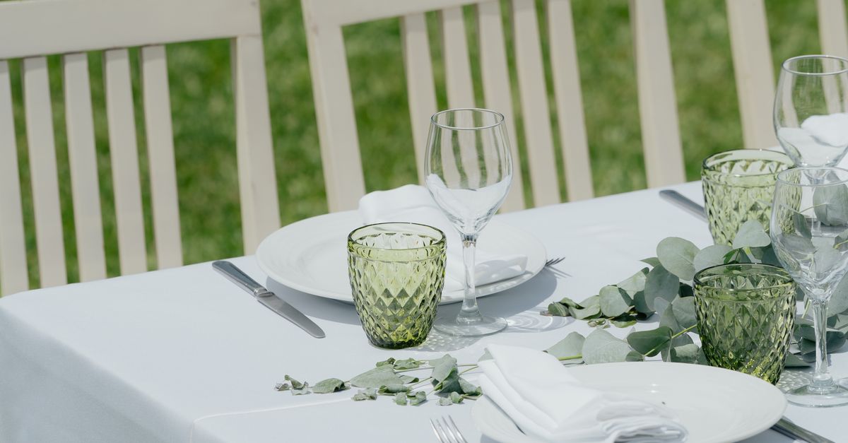 Incorporating Company Branding into Event Decorations