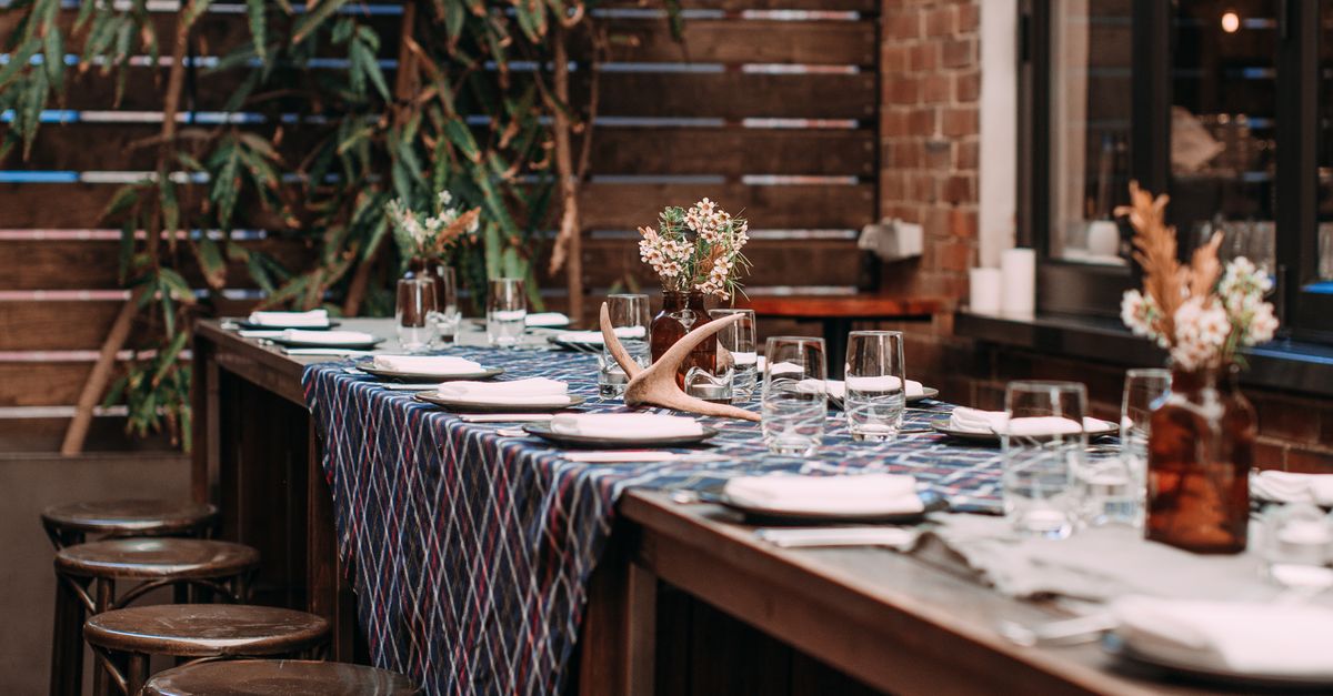 Tips for Selecting the Right Theme for Corporate Events