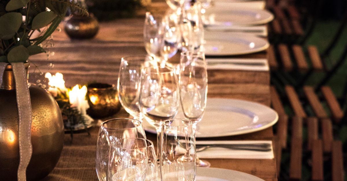 Transforming Your Wedding Venue with Unique Decorations
